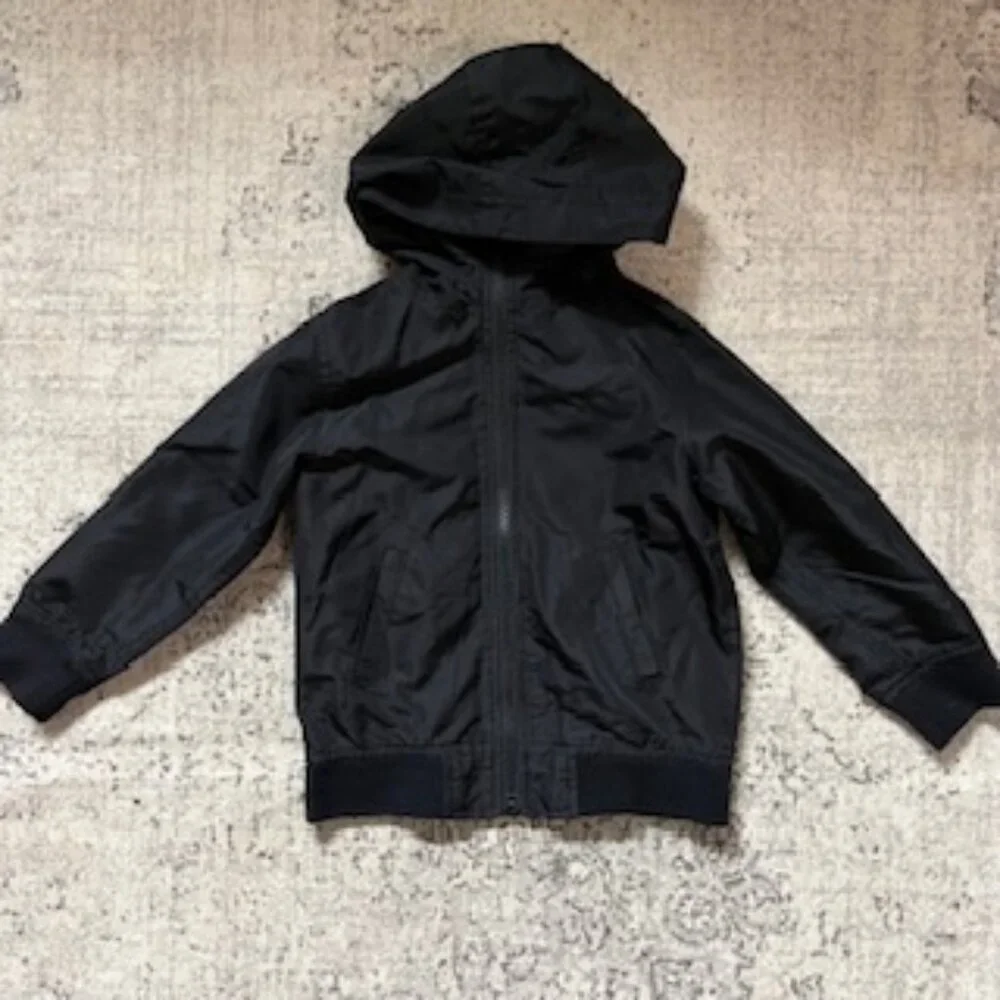 🧡3/15 The Children's Place Black Windbreaker Jacket 4T